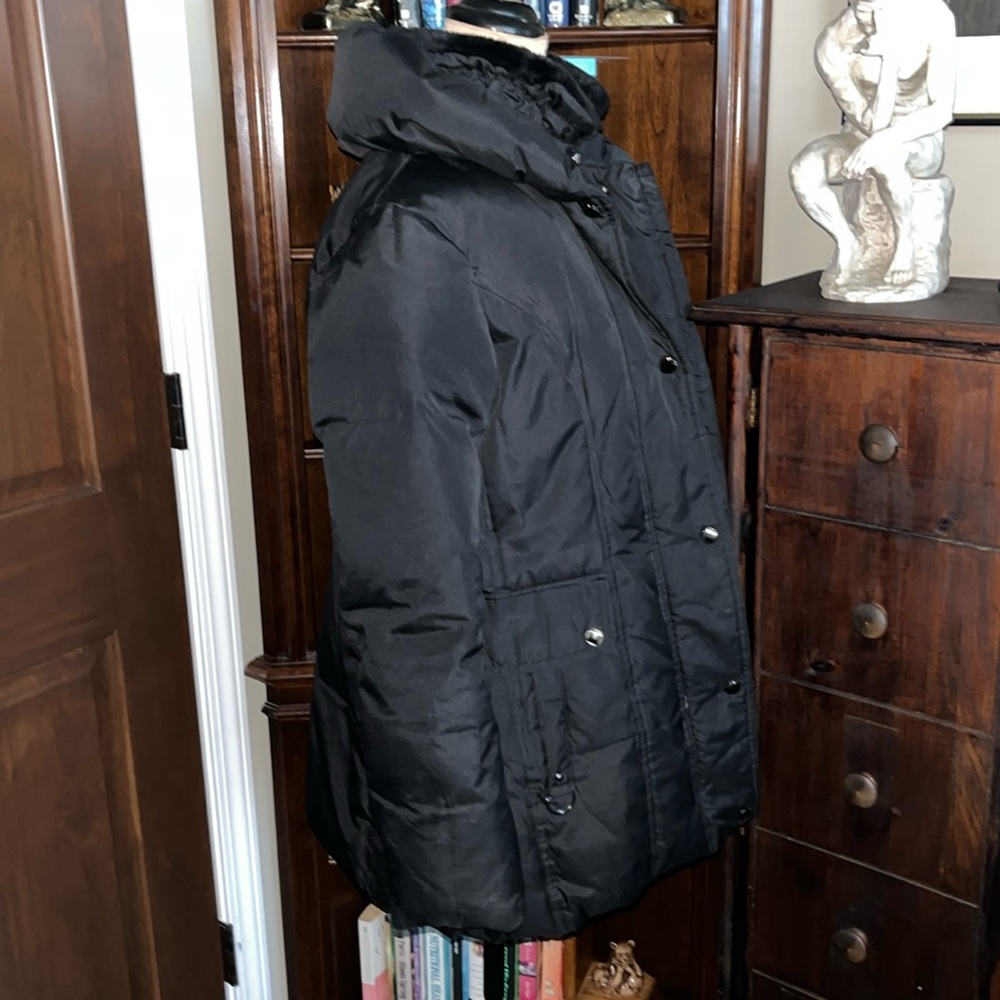 Down Coat Size Small Excellent Condition - image 3